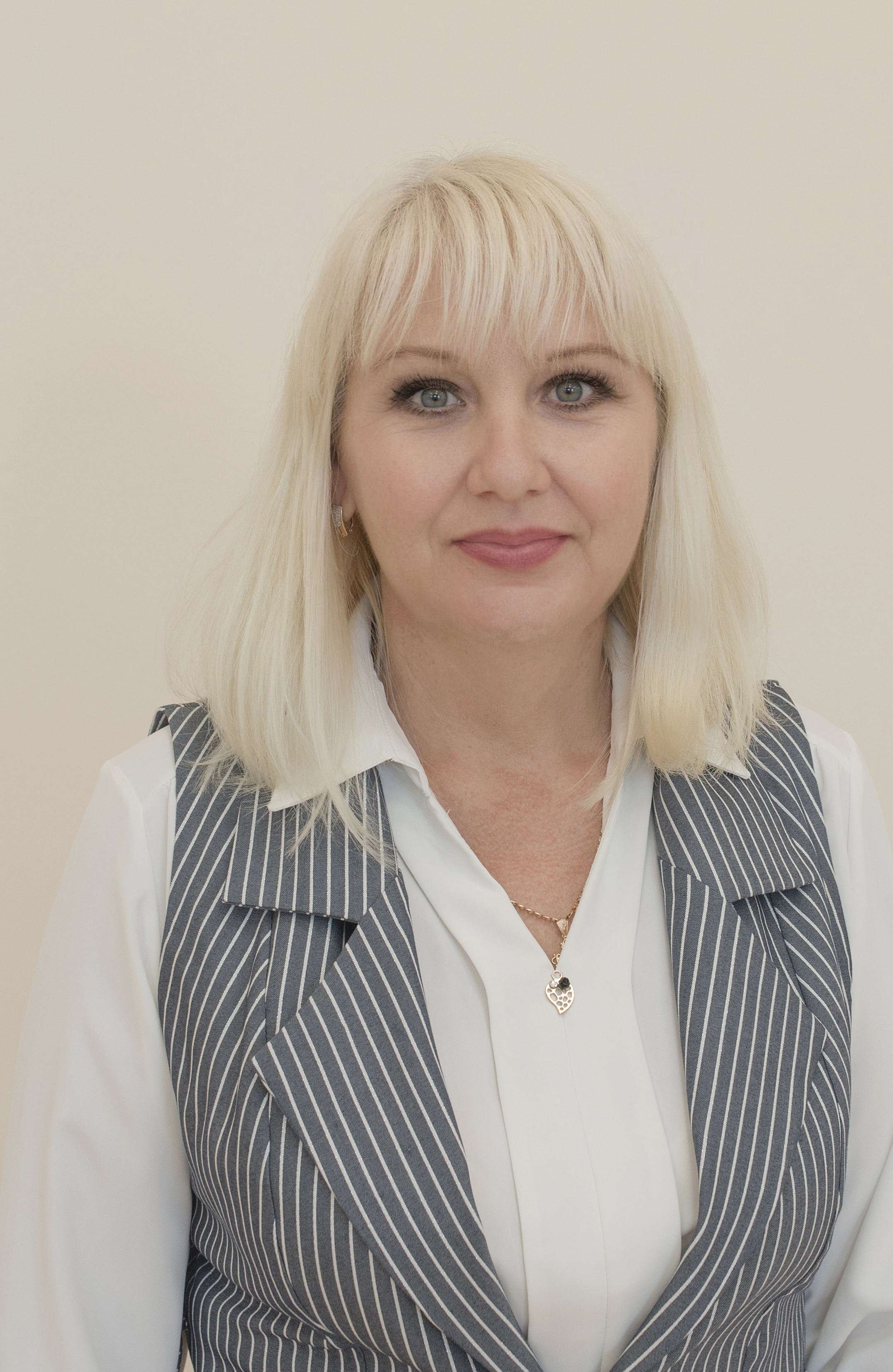 Лапистова Оксана Валентиновна.