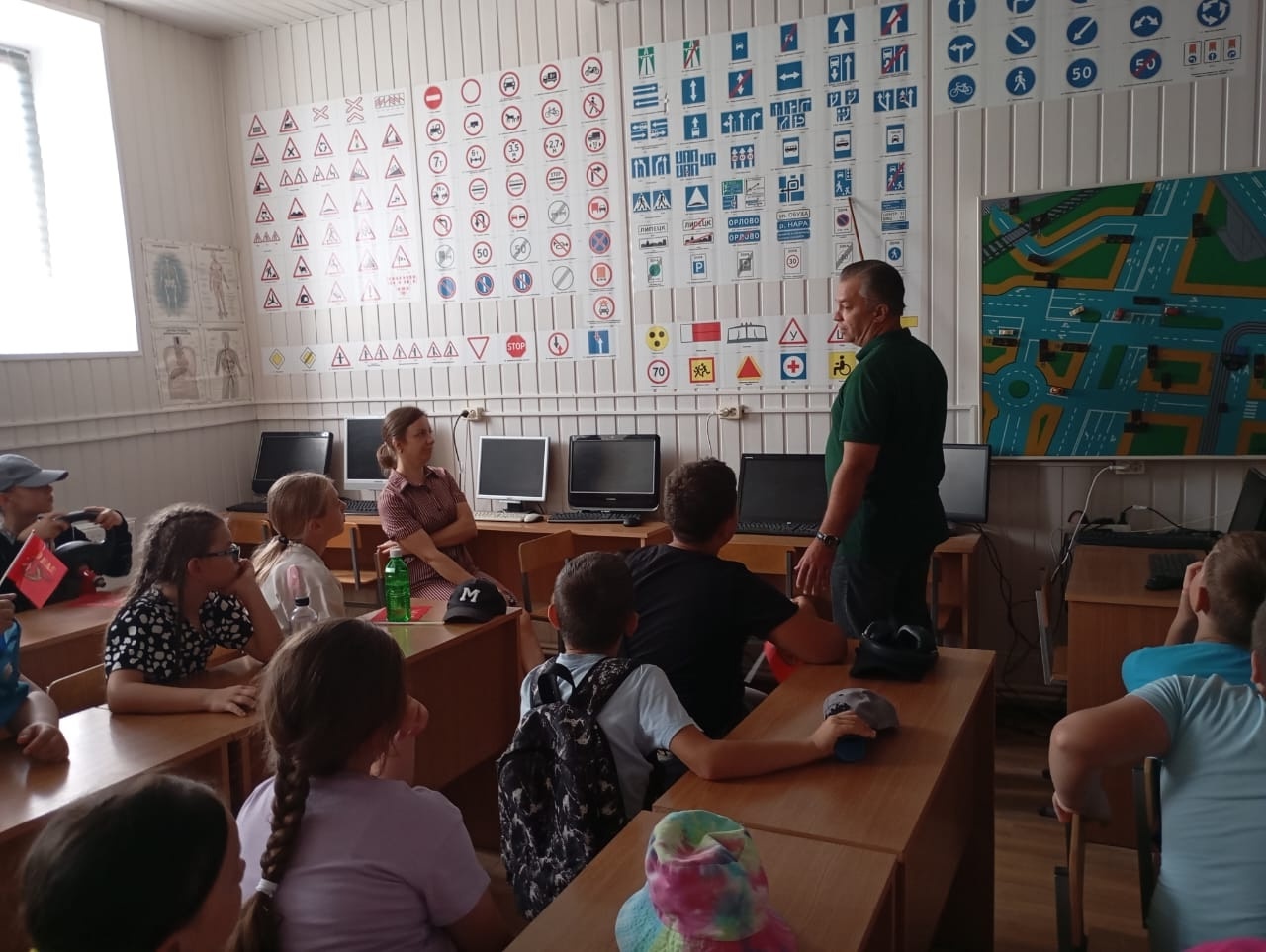 Экскурсия в автошколу.