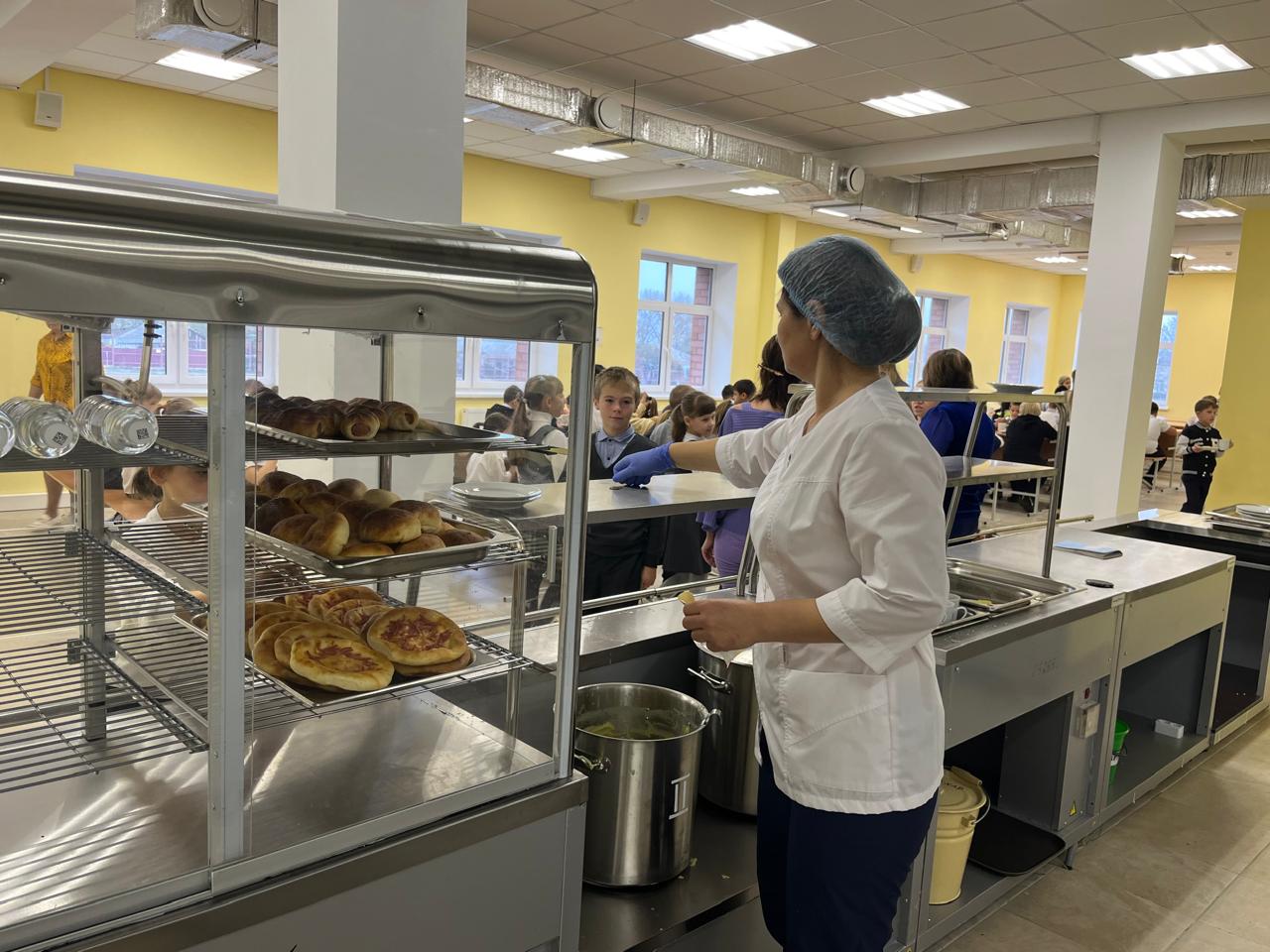 Работа бракеражной комиссии.
