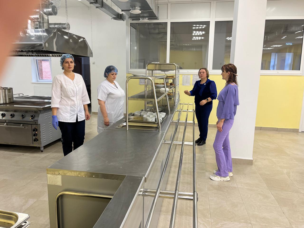 Работа бракеражной комиссии.